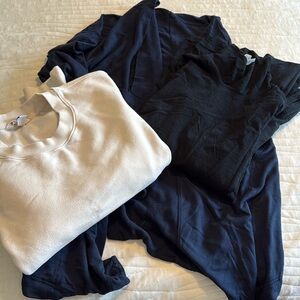 Athleta bundle 3 items Pranayama Restore wrap navy m, cream sweatshirt L, t-nec